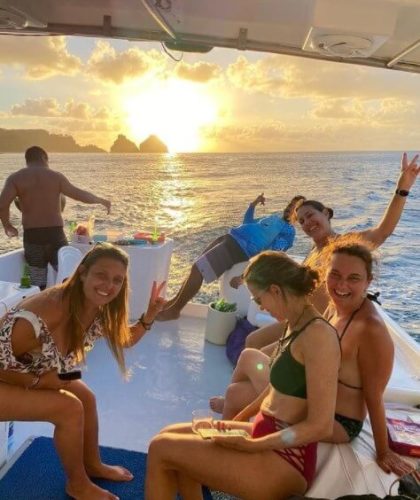 Barco da Catarina Turismo em Fernando de Noronha