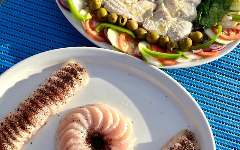 Gastronomia em Alto-Mar Ceviche e Sashimi na Lancha de Euclides em Fernando de Noronha