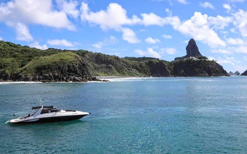 Lancha da Fernana em Fernando de Noronha
