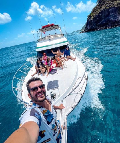 Passeio Lancha da Cleo Fernando de Noronha Brasil